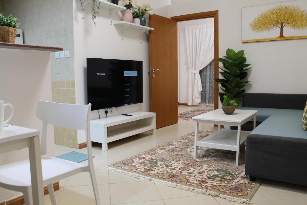 Newly Furnished Cozy 1 Bedroom Apartment Close To Jbr Beach And Metro Dubai Exterior photo